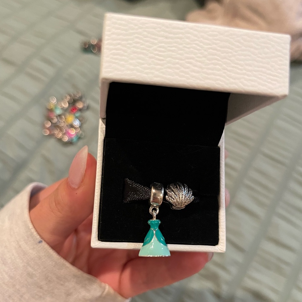 Ariel Pandora set